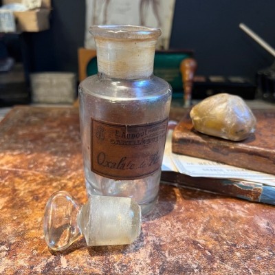 Oxalate de fer - Antique blown glass pharmacy bottle - Apothecary-1900