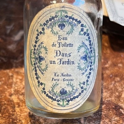 Dans un Jardin - Verveine - Flacon de parfum ancien VIDE - Parfumeur