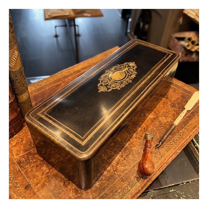 Antique Glove box - Blackened wood - Napoleon III Victorian period Antique Glove box - Blackened wood - Napoleon III Victorian period