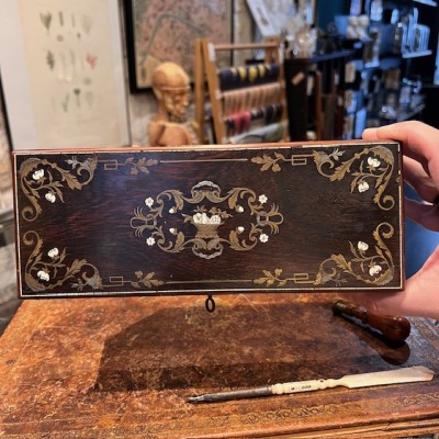 Boîte à gants d'époque Napoléon III - Palissandre et Marqueterie en os
