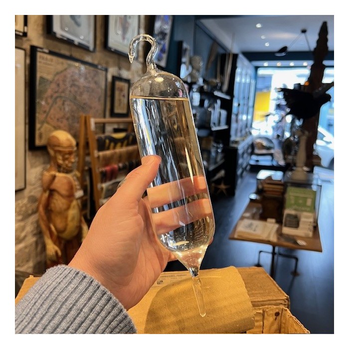 Ancienne ampoule de perfusion dans son carton - Chlorure de Sodium Ancienne ampoule de perfusion dans son carton - Chlorure de Sodium