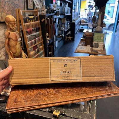 Antique sodium chloride infusion bulb - 500cm3 in its original box