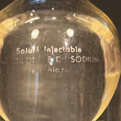 Antique sodium chloride infusion bulb - 500cm3 in its original box