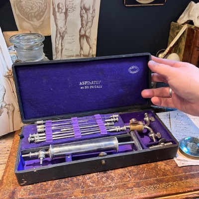 Dr Potain's vacuum cleaner - Antique medical instrument - H.DUTAR