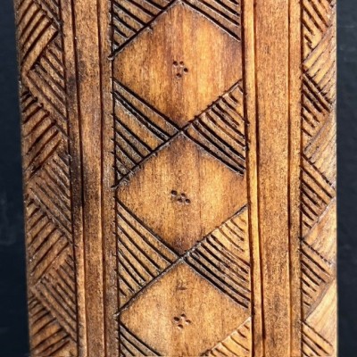 Engraved swordfish rostrum from Borneo - 108cm