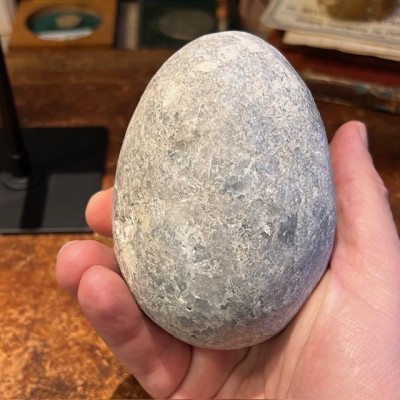 Oeuf de Célestine - Minéral AVEC socle