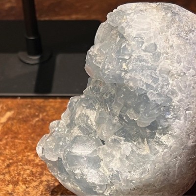 Oeuf de Célestine - Minéral AVEC socle