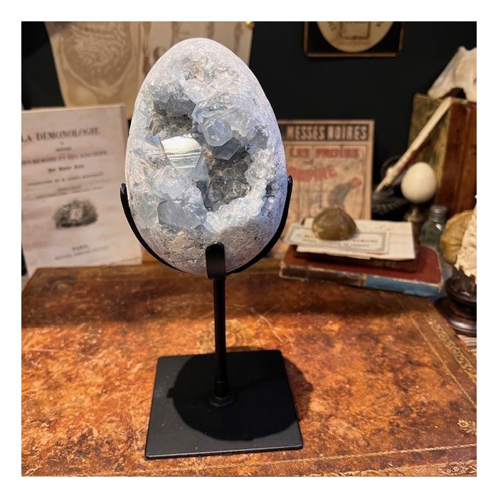 Oeuf de Célestine - Minéral AVEC socle