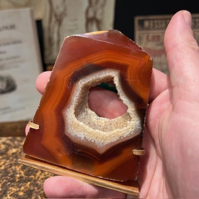 Tranche d'Agate sur socle - Amérique du Sud