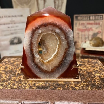 Tranche d'Agate sur socle - Amérique du Sud
