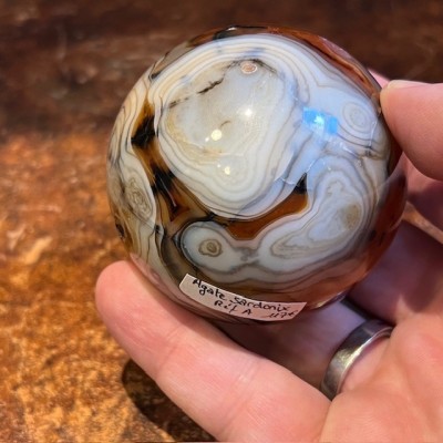 Sardonyx agate Sphere - Mineral without base