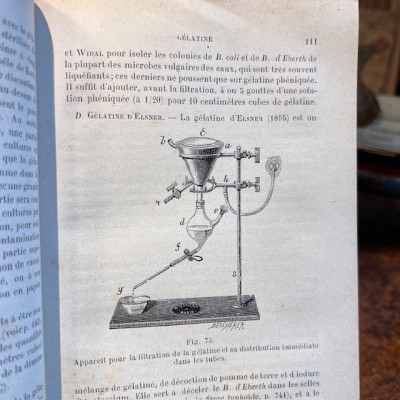 Précis de Bactériologie - Par Courmont - Collection Testut - 1911