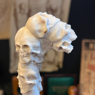 Deer antler wood sculpture - Totem Skulls on pedestal