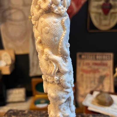 Totem aux 3 pieuvres - Sculpture en bois de cerf