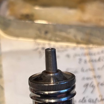 Seringue pour le sérum antidiphtérique - Méthode du Dr Roux