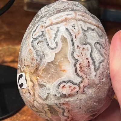 Agate egg on base - Madagascar - Natural colours