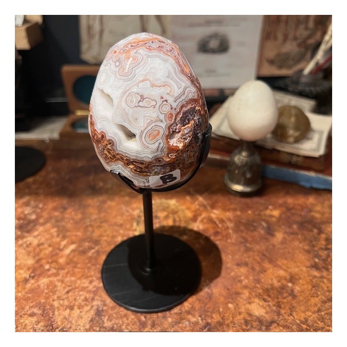 Agate egg on base - Madagascar - Natural colours