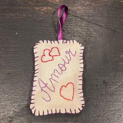 Amulette "Marius à Paris"