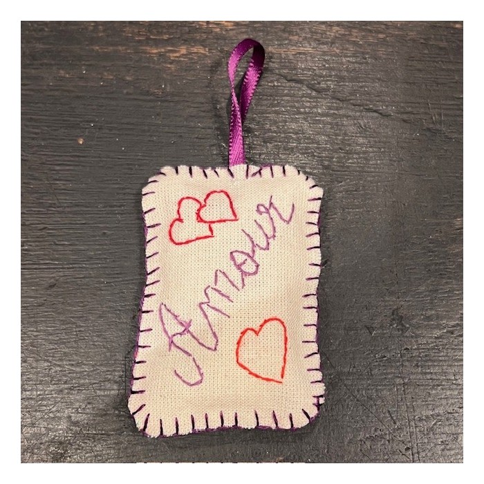 Amulette "Marius à Paris"