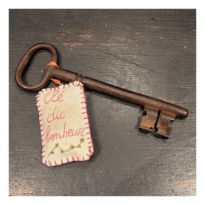 Happiness Key by  "Marius à Paris" - Lavender