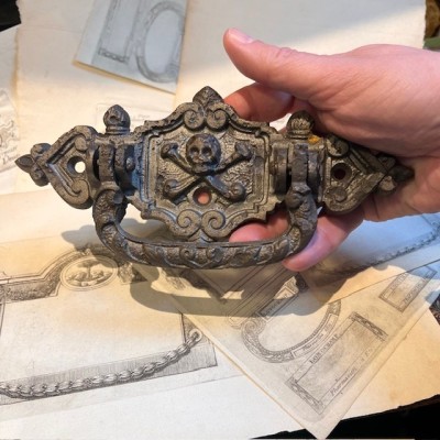 Antique Coffin handle - Skull and crossbones 1900/1930