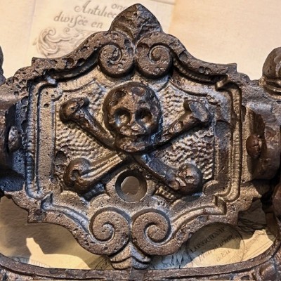 Antique Coffin handle - Skull and crossbones 1900/1930