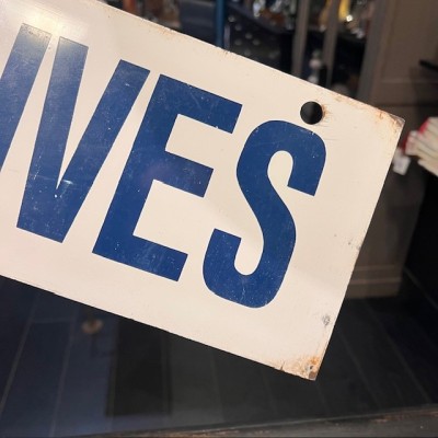 POISON - CORROSIVES - Panneau en tôle émaillée biface - Pharmacie