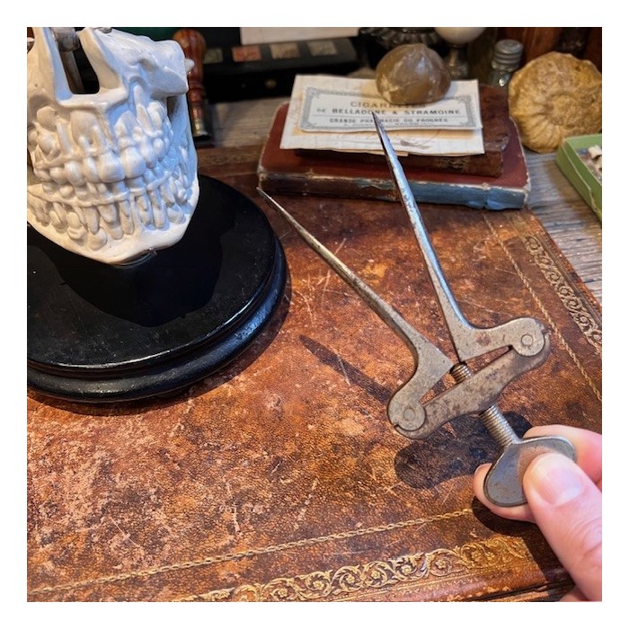 Ouvre-bouche à vis - Instrument dentaire - 1900 - VITRY Frères à Paris