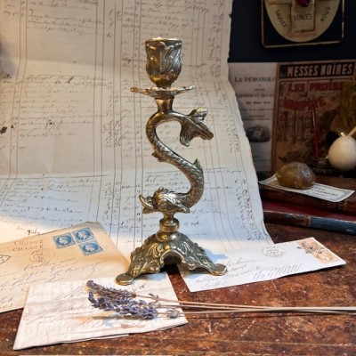 Stylised bronze dolphin candle holder - Late XIXth century