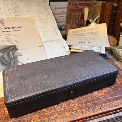 Dr Potain's vacuum cleaner - Antique medical instrument - MATHIEU