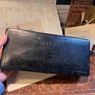 Dr Potain's vacuum cleaner - Medical instrument - Charité à Paris