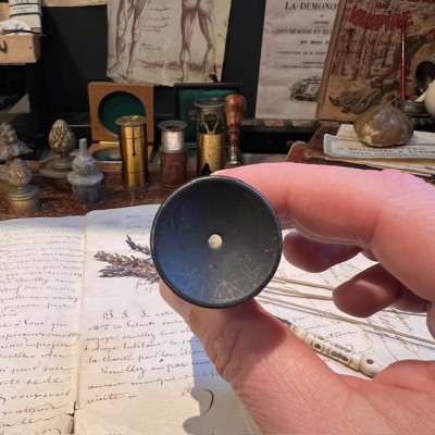 Brücke achromatic magnifying glass with engraved reticle -19th century