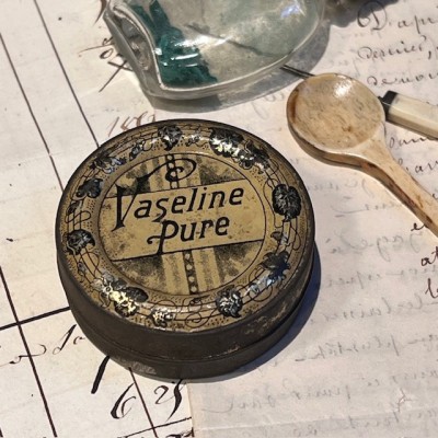 Vaseline pure - Ancienne boîte de pharmacie en tôle pour pommade