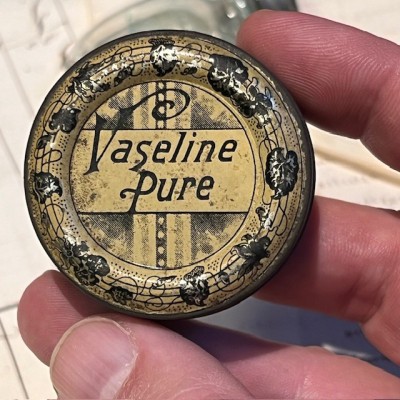 Pure Vaseline - Antique tin pharmacy box for ointment - Circa 1900