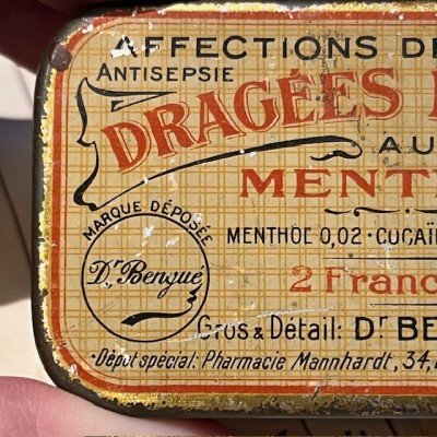 Boîte de dragées à la Cocaïne et Menthol - 1920 - Dragées BENGUE