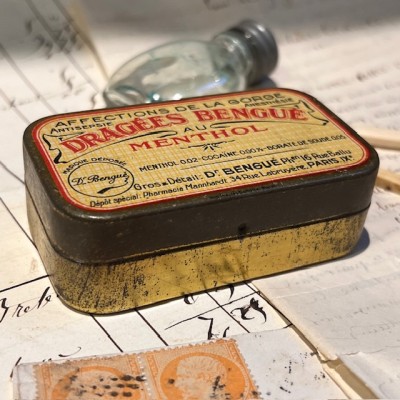 Metal box of breath mints with cocaine - 1920's - Dragees BENGUE