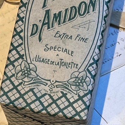 Fleur d'Amidon - Ancienne boîte de Pharmacie en carton - Belle Epoque