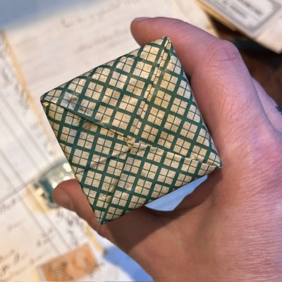 Starch Flower - Antique cardboard pharmacy box - 1910/1920