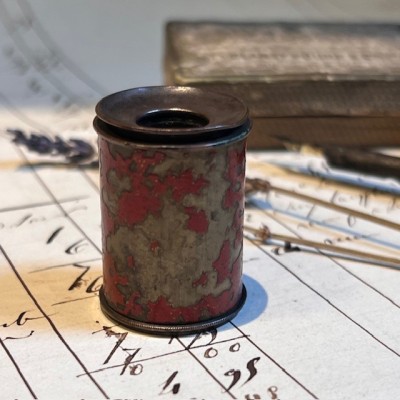 Antique telescopic theater monocular – Late 19th century