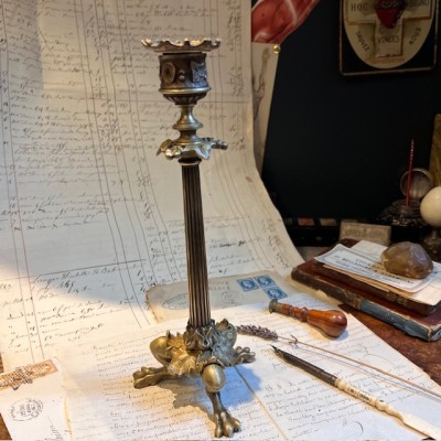 Tripod candlestick with lion paws - XIXth century candleholder