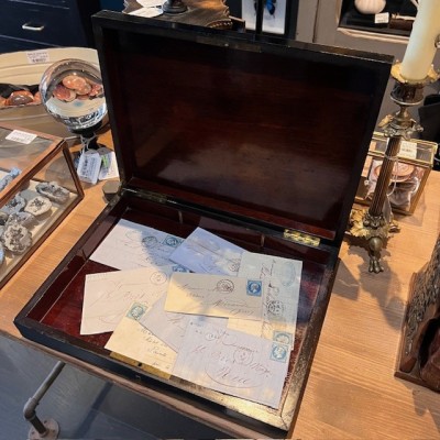 Coffret Napoléon III en bois laqué noir et marqueterie - XIXème siècle