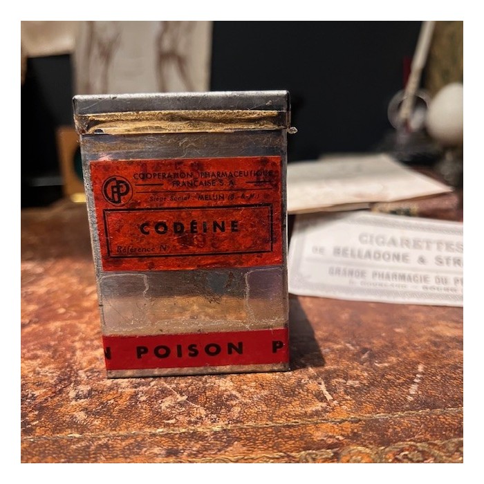 Codéine - POISON - Ancienne boîte en métal de pharmacie