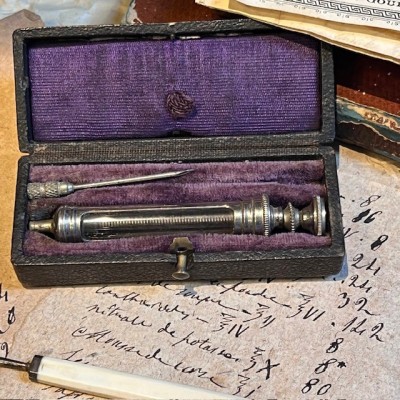 Antique hypodermic syringe of PRAVAZ - End of the 19th
