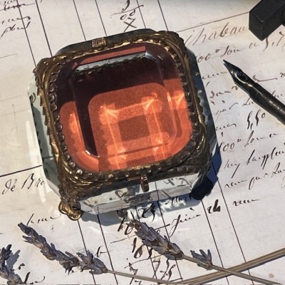 Boite reliquaire du XIXème siècle - Coffret à bijoux