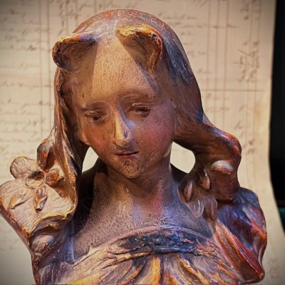 Buste publicitaire en plâtre - Au Gagne Petit - Art nouveau vers 1900