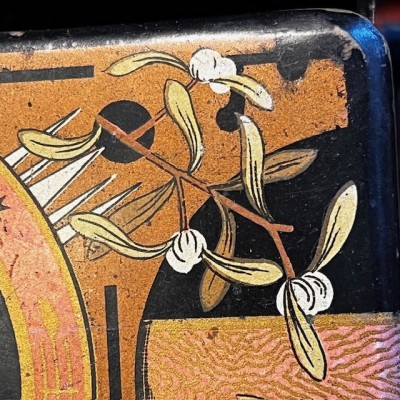 Lacquered boiled cardboard sewing box - Japonism decoration - 1860