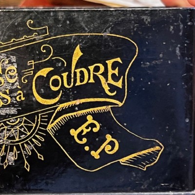 Lacquered boiled cardboard sewing box - Japonism decoration - 1860