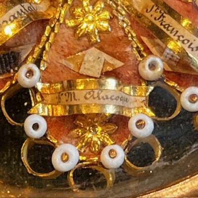 Reliquaire à paperolles Ste Marguerite Marie et du Saint Bosquet XIXe