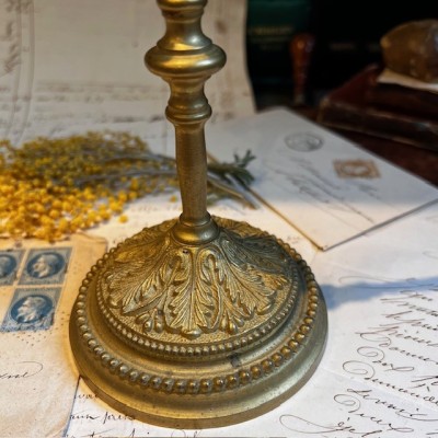 Chandelier ancien en laiton réglable en hauteur et pivotant