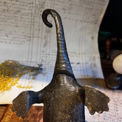 Salamander - Pharmacy corkscrew in bronze - XIXth century